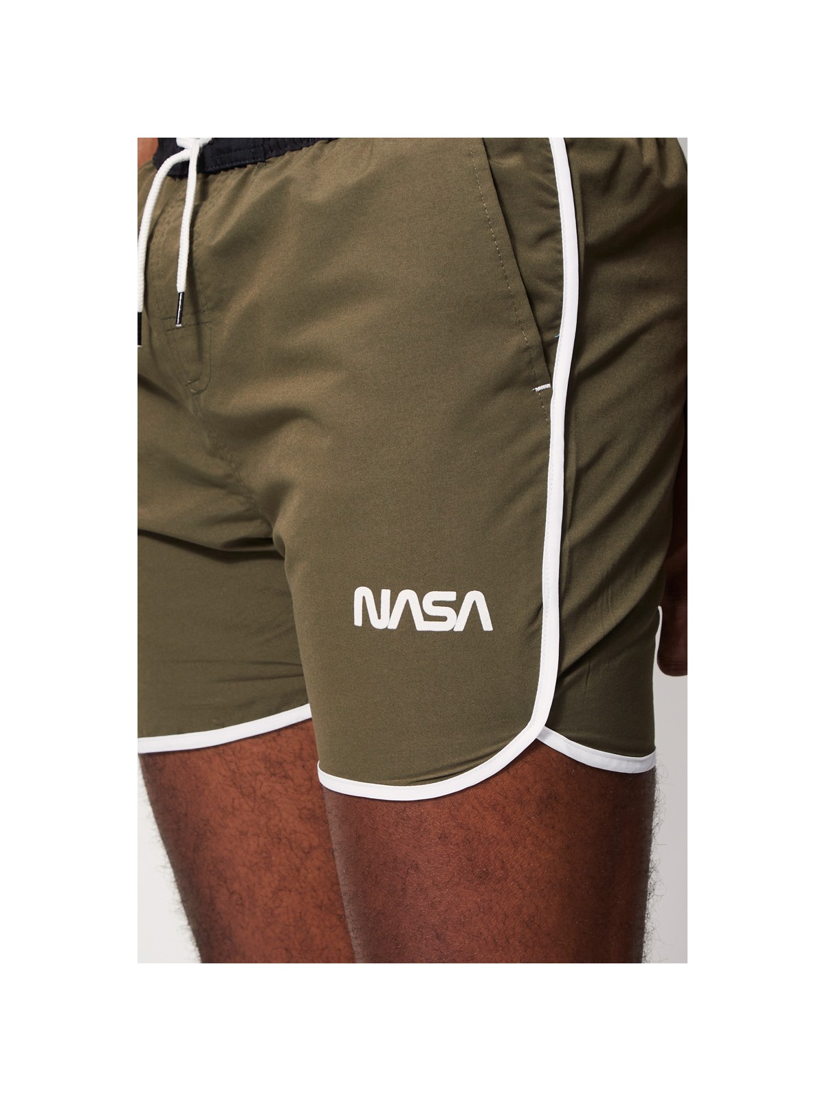 Nasa short shorts Man